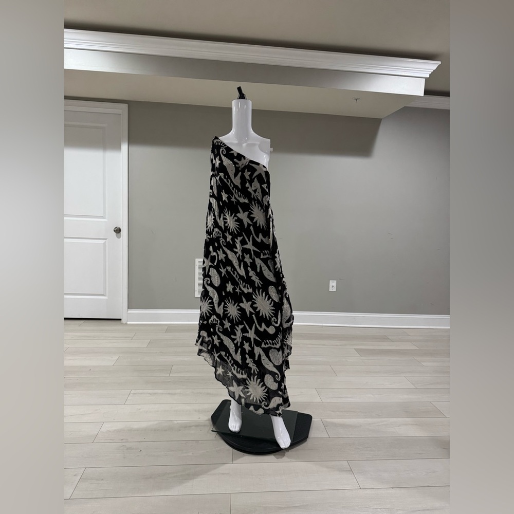 $470 RIXO
Liza Oceanic Draped-Sleeve Dress size L - Picture 8 of 12